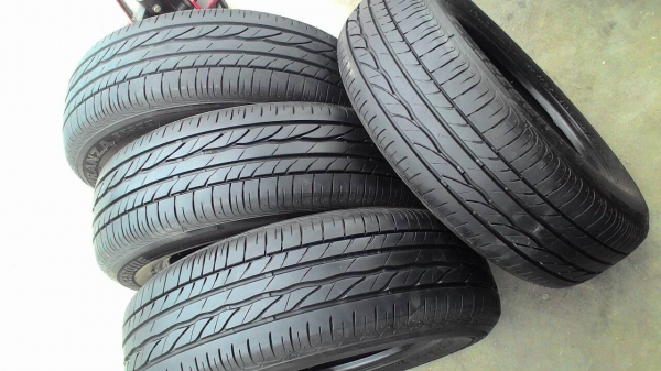 195/65R15 BRIDGESTONE TURANZA ER300 ชุด 4 เส้น tel.081-427-3941 ไอดีไลน์ autobot107 195/65R15 BRIDGESTONE TURANZA ER300 ชุด 4 เส้น tel.081-427-3941 ไอดีไลน์ autobot107