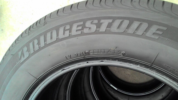 195/65R15 BRIDGESTONE TURANZA ER300 ชุด 4 เส้น tel.081-427-3941 ไอดีไลน์ autobot107 195/65R15 BRIDGESTONE TURANZA ER300 ชุด 4 เส้น tel.081-427-3941 ไอดีไลน์ autobot107