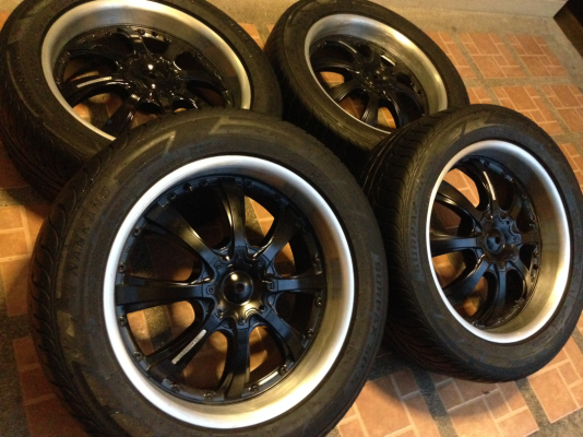 ล้อ Lowenhart ขอบ20 พร้อมยาง 265 40 20 กลางปี12 พร้อมใช้งาน ราคาไม่แพง