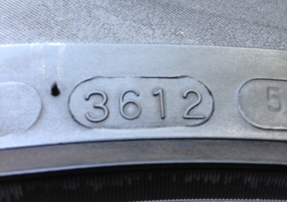 ยาง Maxxis 265 60 18 ปลายปี12 ดอกดี พร้อมใช้งาน ราคาไม่แพง ยาง Maxxis 265 60 18 ปลายปี12 ดอกดี พร้อมใช้งาน ราคาไม่แพง