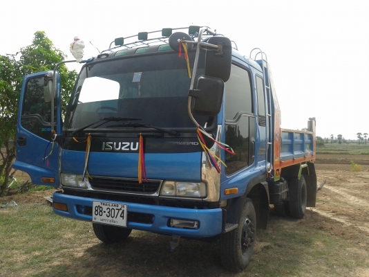 205แรง เครื่องดีครัชซีสวย เอกสารพร้อมโอน ยางดี6เส้น