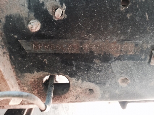 ขายรถหก120แรงม้ารถห้างยางดีหกเส้นไม่ดรั้ม