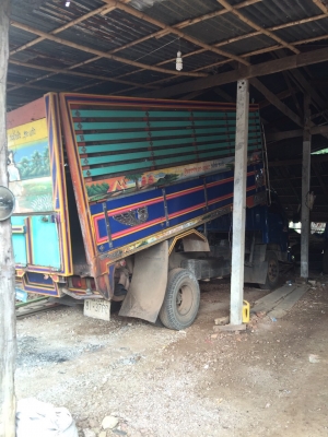 ขาย6ล้อดั้ม. Toyota 115แรง. หัว3ใบปัด. กะบะปิเนียม. มีสโล