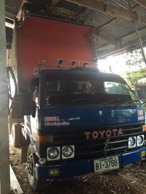 ขาย6ล้อดั้ม. Toyota 115แรง. หัว3ใบปัด. กะบะปิเนียม. มีสโล