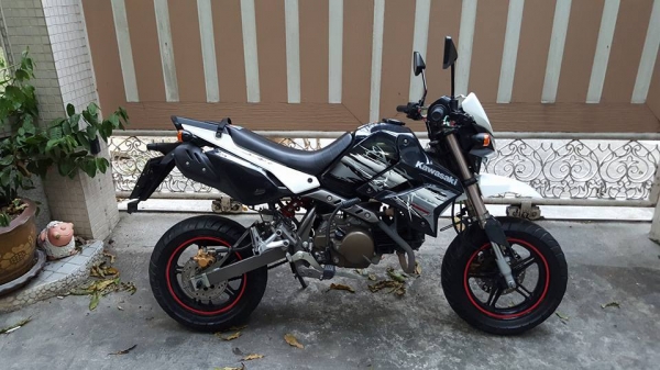 ขออนุญาติขาย KAWASAKI KSR NEW 110 ปี 2013 รถวิ่ง 2,XXX KM ฟรีค่าโอน