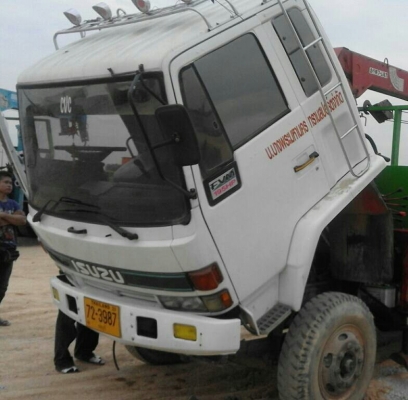 มาแบบคู่ 2คัน 6ล้อเเละ10ล้อ หกล้อ ฮีโน่ FD1J240แรง~สิบล้อ อีซูซุJCM175เพา UNiC 3ตัน~3.5ตัน ท้องวี้ 3ปอก 2ชัก ช่วงยาว5.50ม~6.50ม สภาพดีพร้อมใช้ ทะเบียนพร้อมโอน ขายราคาเท่ากัน ครัช