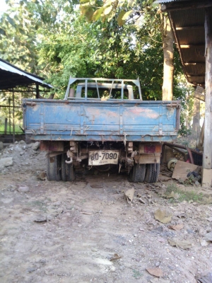 ขายรถหกล้อโตโยต้ามีทะเบียน โทร 081-8857576