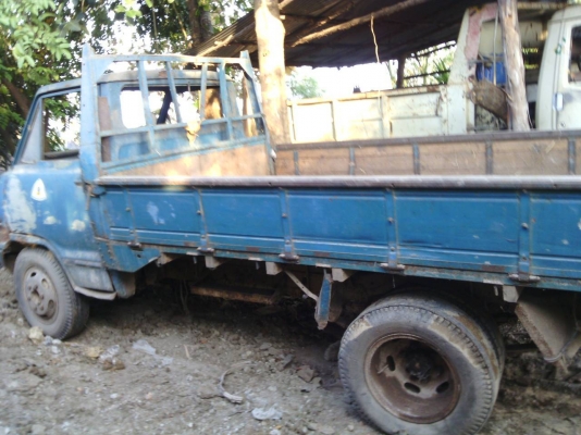 ขายรถหกล้อโตโยต้ามีทะเบียน โทร 081-8857576