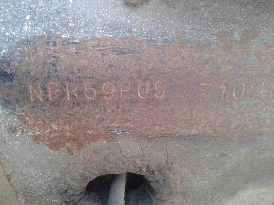 ขาย6ล้อNPR วางเครื่อง120แรงม้า