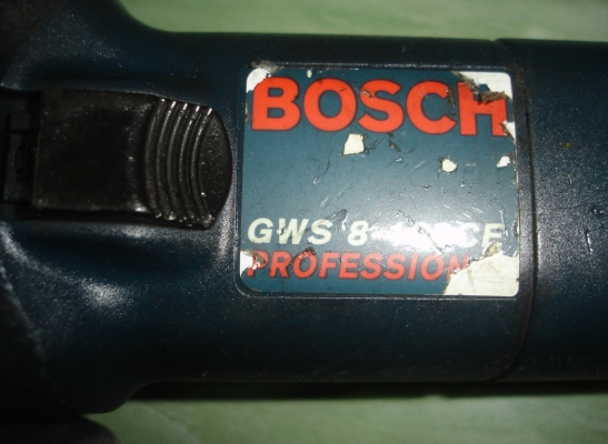 ขายเครื่องเจียรไฟฟ้า 4 นิ้ว 850 วัตต์ BOSCH รุ่น GWS 8-100CE ปรับรอบได้6สปีด