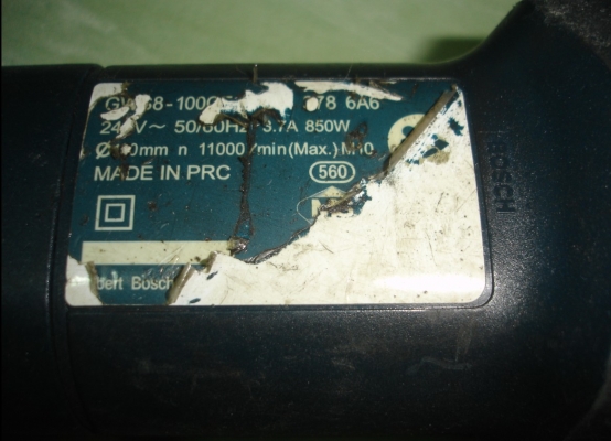 ขายเครื่องเจียรไฟฟ้า 4 นิ้ว 850 วัตต์ BOSCH รุ่น GWS 8-100CE ปรับรอบได้6สปีด
