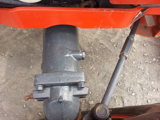 คูโบต้า L3608 4 WD พร้อมใบมีดตราช้าง ทำงาน 725 ชั่วโมง เล่มพร้อม จด ธ.ค.2556