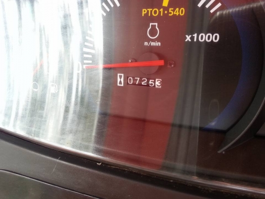 คูโบต้า L3608 4 WD พร้อมใบมีดตราช้าง ทำงาน 725 ชั่วโมง เล่มพร้อม จด ธ.ค.2556