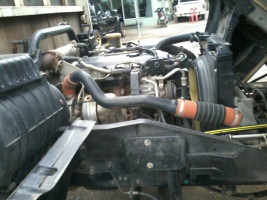 ขาย6ล้อISUZU FRR210 หัวตึกยูโร3 กระบะพร้อมคอกยาว5.50เมตรจดปี52 ขาย6ล้อISUZU FRR210 หัวตึกยูโร3 กระบะพร้อมคอกยาว5.50เมตรจดปี52