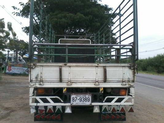 ขาย6ล้อISUZU FRR210 หัวตึกยูโร3 กระบะพร้อมคอกยาว5.50เมตรจดปี52 ขาย6ล้อISUZU FRR210 หัวตึกยูโร3 กระบะพร้อมคอกยาว5.50เมตรจดปี52