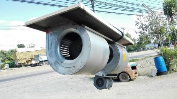 ====== Sold Out!! ====== โบวเวอร์เป่าอากาศ KRUGER มอเตอร์ 3 HP. 380V.ใบพัดสองตอน สภาพใหม่เก่าเก็บ พร้อมใช้งาน