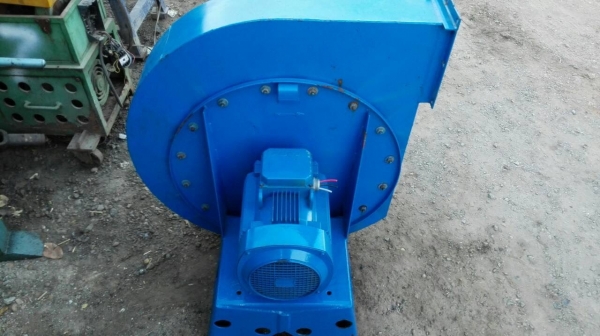 Sell>> โบวเวอร์เป่าอากาศ มอเตอร์ 7.5 HP. 2880 RPM. 380V. ใบพัด 22" รอบเร็ว ลมแรง วิ่งเงียบ พร้อมใช้งาน