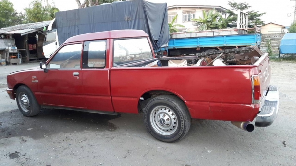 KB2500แคบ สีแดง สวยๆ แอร์เย็นเครื่องเสียงมี ภาษีเต็ม KB2500แคบ สีแดง สวยๆ แอร์เย็นเครื่องเสียงมี ภาษีเต็ม