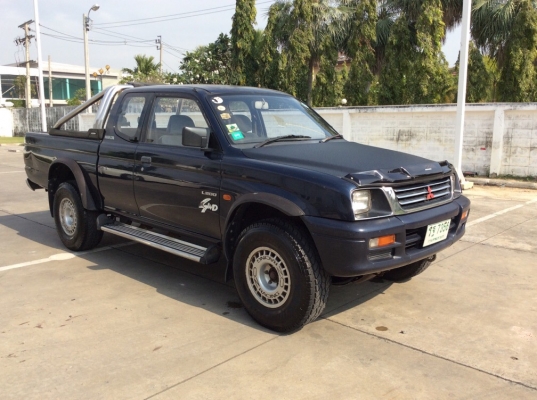 ขายรถกระบะมือเดียว มิตซู สตราด้าแคป 2.8 GLX 4WD ปี97 เครื่อง 2.8 เกียร์ธรรมดา พร้อมเกียร์4WD เพาเวอร์ กระจกไฟฟ้า เซ็นทรัลล็อก ภายในสวยๆเบาะสวยสะอาดแอร์หนาว ตัวถังสวยเดิมๆไม่มีชนสีบางๆเดิมทั้งคันห้องเครื่องเดิมๆคัสซีดี แม็กOZ ขอบ15"ยางสวย รถสวยเดิมๆทั ขายรถกระบะมือเดียว มิตซู สตราด้าแคป 2.8 GLX 4WD ปี97 เครื่อง 2.8 เกียร์ธรรมดา พร้อมเกียร์4WD เพาเวอร์ กระจกไฟฟ้า เซ็นทรัลล็อก ภายในสวยๆเบาะสวยสะอาดแอร์หนาว ตัวถังสวยเดิมๆไม่มีชนสีบางๆเดิมทั้งคันห้องเครื่องเดิมๆคัสซีดี แม็กOZ ขอบ15"ยางสวย รถสวยเดิมๆทั