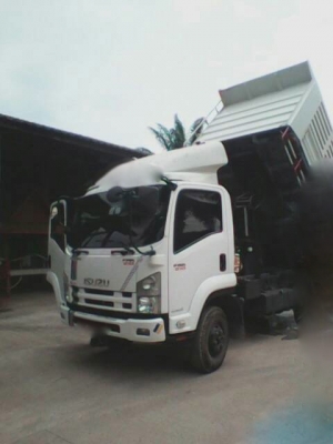 รถอีซูซุ 6 ล้อดั้ม FRR 210 แรงม้า  ปี 48. ,  ( รถวิ่ง 16x,xxx กม. )    สนใจติดต่อ  081 - 6079515