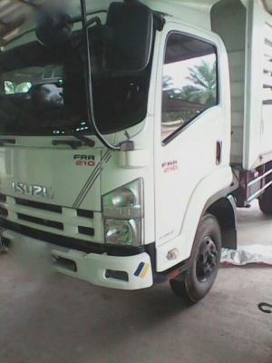 รถอีซูซุ 6 ล้อดั้ม FRR 210 แรงม้า  ปี 48. ,  ( รถวิ่ง 16x,xxx กม. )    สนใจติดต่อ  081 - 6079515