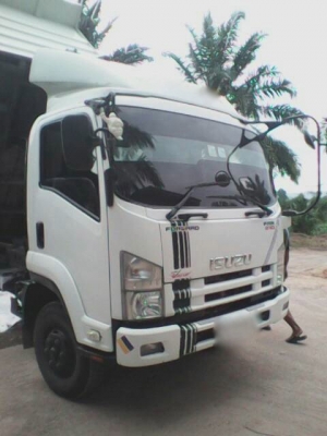 รถอีซูซุ 6 ล้อดั้ม FRR 210 แรงม้า  ปี 48. ,  ( รถวิ่ง 16x,xxx กม. )    สนใจติดต่อ  081 - 6079515