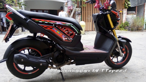 Zoomer-x ตัว Top คอมบายเบรคจดปี 56 แต่งสวยรถมือเดียว