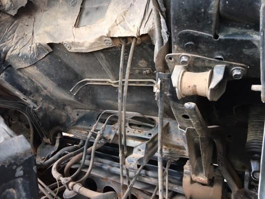 รถอีซูซุ 10 ล้อดั้ม FVZ 195 แรงม้า. ปี 39. สนใจติดต่อ 081 - 6079515 รถอีซูซุ 10 ล้อดั้ม FVZ 195 แรงม้า. ปี 39. สนใจติดต่อ 081 - 6079515