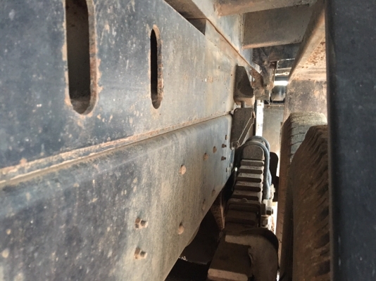 รถอีซูซุ 10 ล้อดั้ม FVZ 195 แรงม้า. ปี 39. สนใจติดต่อ 081 - 6079515 รถอีซูซุ 10 ล้อดั้ม FVZ 195 แรงม้า. ปี 39. สนใจติดต่อ 081 - 6079515