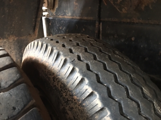 รถอีซูซุ 10 ล้อดั้ม FVZ 195 แรงม้า. ปี 39. สนใจติดต่อ 081 - 6079515 รถอีซูซุ 10 ล้อดั้ม FVZ 195 แรงม้า. ปี 39. สนใจติดต่อ 081 - 6079515