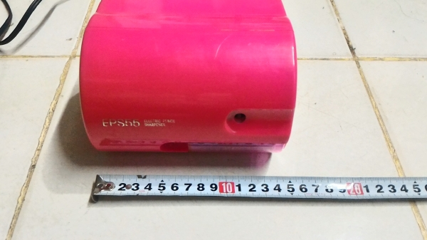 กบเหลาดินสอไฟฟ้า ตัวสีชมพู แค่เสียบดินสอเครื่องจะเหลาดินสอเอง