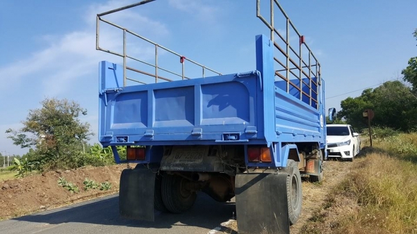 ขาย6ล้อดัมพ์เกษตร 4เมตร NPR120 Fหลัง เกียร์สโลว์กลาง แชชซีสวย แอร์เย็น สภาพสวยเดิม เครื่องดี ขาย6ล้อดัมพ์เกษตร 4เมตร NPR120 Fหลัง เกียร์สโลว์กลาง แชชซีสวย แอร์เย็น สภาพสวยเดิม เครื่องดี