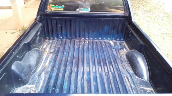 Nissan NV ปี37 Nissan NV ปี37