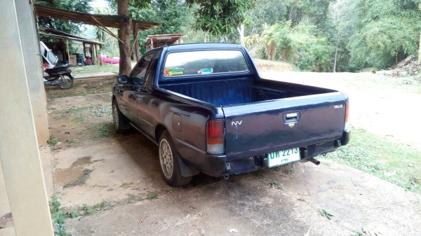 Nissan NV ปี37 Nissan NV ปี37