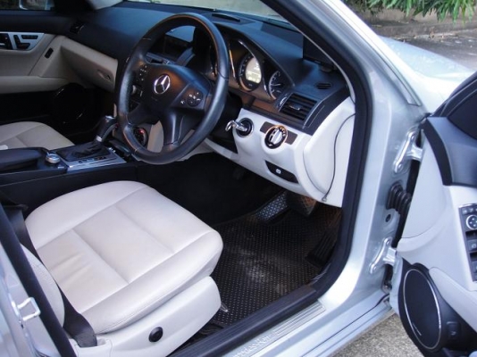 ........ ขาย รถ MERCEDES BENZ C200 CGI BE AVANTGARDE ปี 2011........