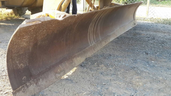 ขายรถเกรด MITSUBISHI MG300 เอกสารเล่มทะเบียน ราคา 900000