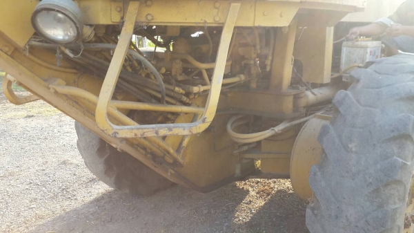 ขายรถเกรด MITSUBISHI MG300 เอกสารเล่มทะเบียน ราคา 900000