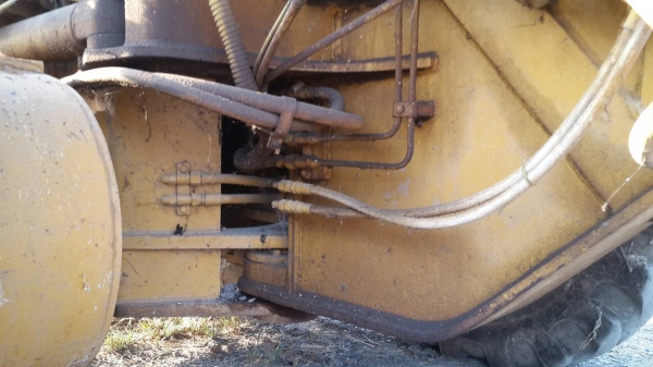 ขายรถเกรด MITSUBISHI MG300 เอกสารเล่มทะเบียน ราคา 900000