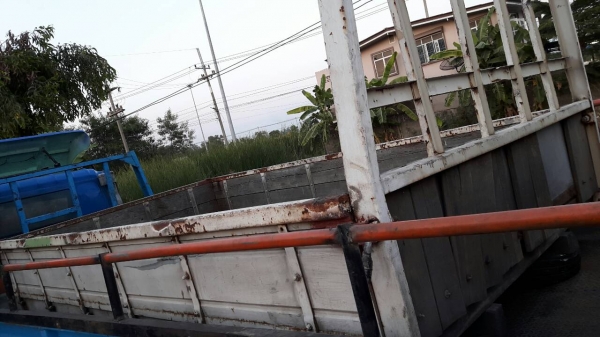 ขายกะบะ4ล้อกลางตามสภาพยกใส่ใช้ได้เลยครับ