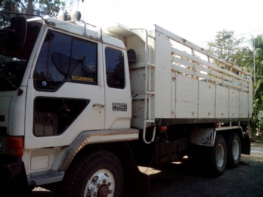 ขายรถสิบล้อดั้ม