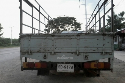 หกล้อใหญ่ อีซูซุ FTR195นางฟ้า รุ่นยาวพิเศษ ช่วงยาว 8.เมตร สภาพดีสวยบางเดิมพร้อมใช้ ทะเบียนพร้อมโอน หกล้อใหญ่ อีซูซุ FTR195นางฟ้า รุ่นยาวพิเศษ ช่วงยาว 8.เมตร สภาพดีสวยบางเดิมพร้อมใช้ ทะเบียนพร้อมโอน