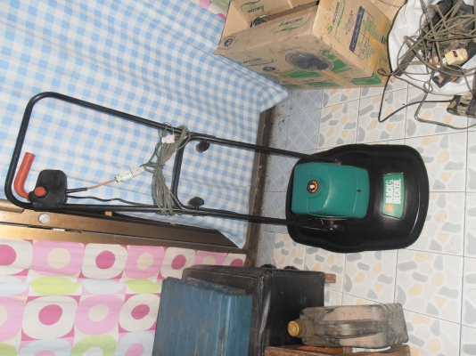 รถตัดหญ้า BLACK&amp;DECKER ใช้ไฟฟ้า