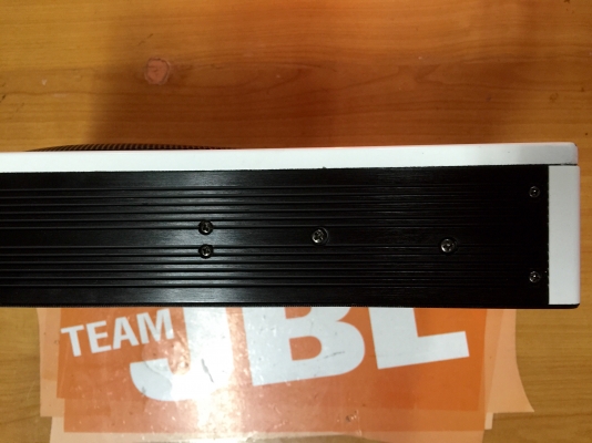 ขาย BASS BOX WORLDTECH WT-SBX10007 10" ขาย BASS BOX WORLDTECH WT-SBX10007 10"