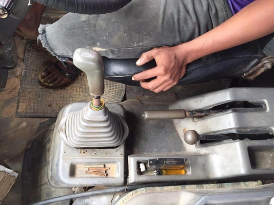 10 ล้อดั้ม 240 แรง FM3MNKD-10920 ปี 2537