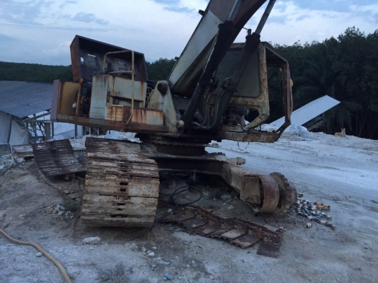 ขายรถแบคโฮ SUMITOMO 281F2 ตามสภาพ เล่มทะเบียน สนใจโทร 081-970-1072
