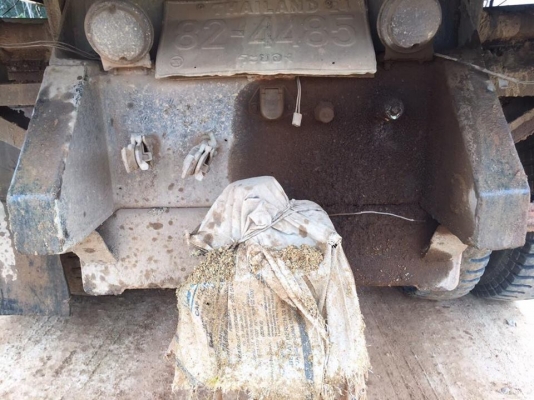 10 ล้อดั้ม 240 แรง ISUZU FXZ23NFYFK-3602682 ปี 2536 ก่อนนางฟ้าโค๊ตเล็ก