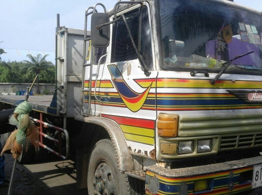 สิบล้อ ฮีโน่ FL17 EH 700 เพาเดียว พื้นเรียบยาว6.50ม ขาย 465,000บ ทะเบียนพร้อมโอน