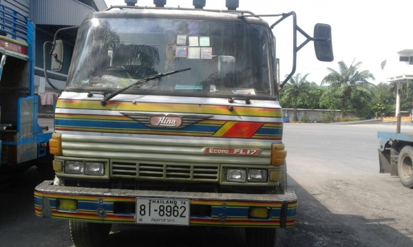 สิบล้อ ฮีโน่ FL17 EH 700 เพาเดียว พื้นเรียบยาว6.50ม ขาย 465,000บ ทะเบียนพร้อมโอน