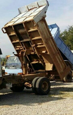 หกล้อ อีซูซุ DEGA-195 ดั้มยาว3.80ม 5คิว สภาพดีพร้อมใช้งาน ทะเบียนพร้อมโอน หกล้อ อีซูซุ DEGA-195 ดั้มยาว3.80ม 5คิว สภาพดีพร้อมใช้งาน ทะเบียนพร้อมโอน