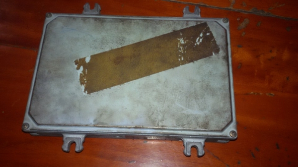 ขายกล่องECU Honda ตาโต 3500 สนใจโทร0805669540